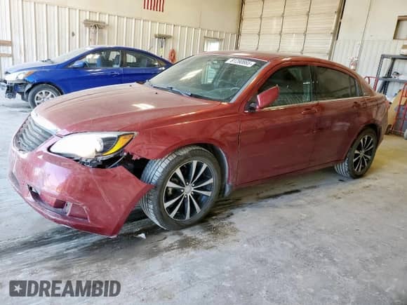 2014 Chrysler 200 Touring с VIN 1C3CCBBG9EN179082, выставлен на аукционе Copart как лот 81290865 с пробегом 158 003 миль миль и Списание • Salvage title. История ставок и продаж доступна на DreamBid. Изображение 1.