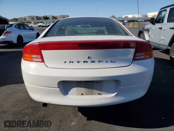 2000 Dodge Intrepid z VIN 2B3HD46R8YH382677, wystawiony jako Copart lot #63793105 z przebiegiem 105 334 mil mil oraz Szkoda całkowita • Salvage title. Historia ofert i sprzedaży dostępna na DreamBid. Obrazek 6.