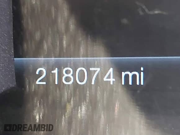 2011 Ford Explorer Limited с VIN 1FMHK8F85BGA82578, выставлен на аукционе IAAI как лот 42888346 с пробегом 218 074 миль миль и . История ставок и продаж доступна на DreamBid. Изображение 16.