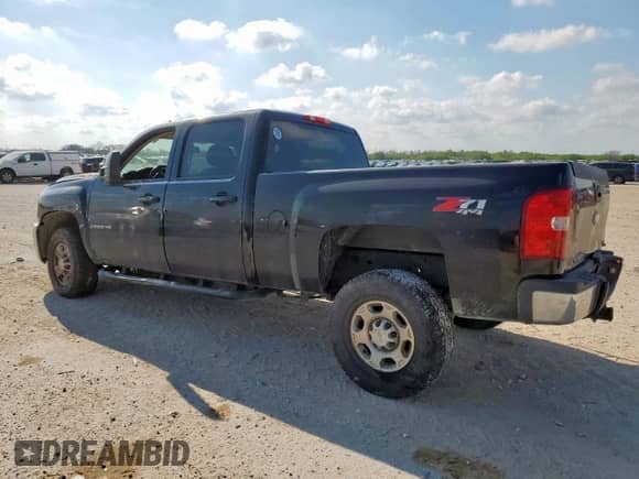 2008 Chevrolet Silverado 2500HD 2LT с VIN 1GCHK23668F154861, выставлен на аукционе Copart как лот 81126135 с пробегом 174 410 миль миль и Списание • Salvage title. История ставок и продаж доступна на DreamBid. Изображение 2.