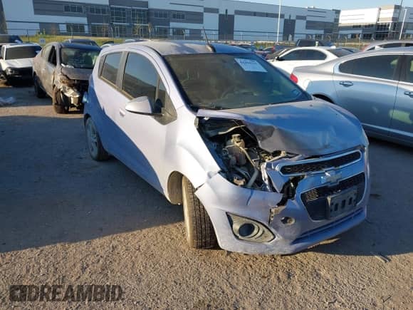 2015 Chevrolet Spark LT z VIN KL8CD6S93FC715984, wystawiony jako IAAI lot #43454315 z przebiegiem 111 126 mil mil oraz . Historia ofert i sprzedaży dostępna na DreamBid. Obrazek 1.