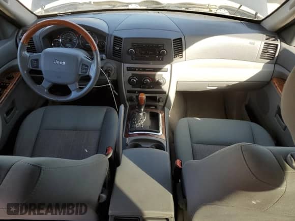 2007 Jeep Grand Cherokee Laredo с VIN 1J8GR48K17C574593, выставлен на аукционе Copart как лот 85352175 с пробегом 252 739 миль миль и Чистый • Clean title. История ставок и продаж доступна на DreamBid. Изображение 8.