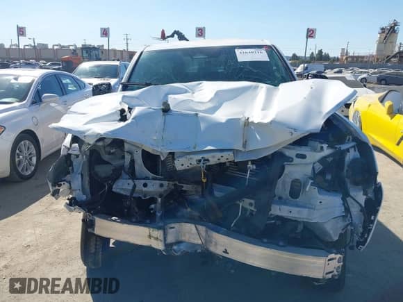 2024 Toyota Tacoma SR с VIN 3TYKD5HN9RT002032, выставлен на аукционе IAAI как лот 41640216 с пробегом 6 144 миль миль и . История ставок и продаж доступна на DreamBid. Изображение 12.