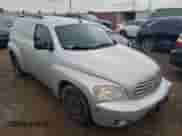 2009 Chevrolet HHR LS z VIN 3GCCA85B29S584118, wystawiony jako Copart lot #62424804 z przebiegiem Nie podano mil oraz Czysty tytuł • Clean title. Historia ofert i sprzedaży dostępna na DreamBid. Obrazek 4.