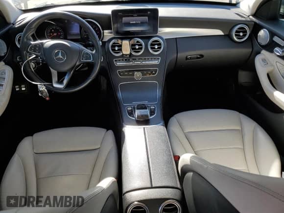 2017 Mercedes-Benz C 350e с VIN 55SWF4HB0HU225441, выставлен на аукционе Copart как лот 41779345 с пробегом 91 695 миль миль и Списание • Salvage title. История ставок и продаж доступна на DreamBid. Изображение 8.