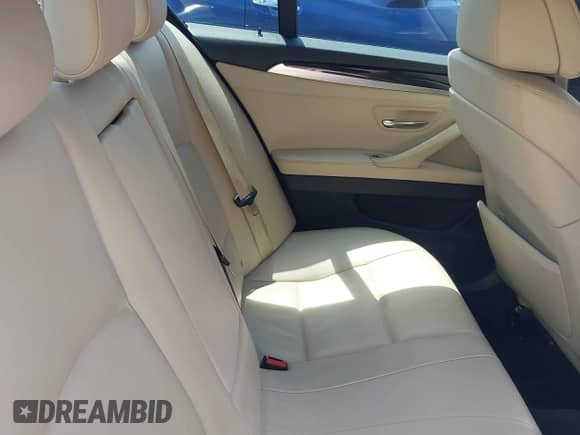 2012 BMW 5 Series 535i с VIN WBAFR7C54CC810621, выставлен на аукционе IAAI как лот 42561705 с пробегом 201 203 миль миль и . История ставок и продаж доступна на DreamBid. Изображение 8.