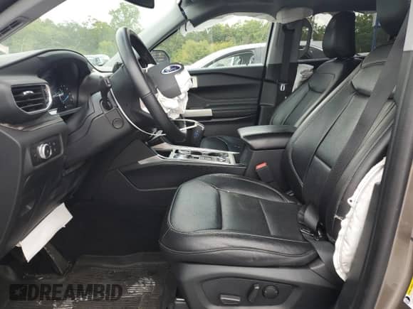 2021 Ford Explorer Limited z VIN 1FMSK8FH6MGA14413, wystawiony jako Copart lot #71562005 z przebiegiem 56 947 mil mil oraz Szkoda całkowita • Salvage title. Historia ofert i sprzedaży dostępna na DreamBid. Obrazek 7.