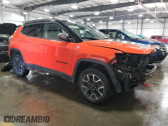 2019 Jeep Compass Trailhawk с VIN 3C4NJDDB5KT661664, выставлен на аукционе Copart как лот 57507865 с пробегом 177 679 миль миль и Списание • Salvage title. История ставок и продаж доступна на DreamBid. Изображение 4.