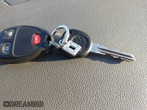 2012 Chevrolet Traverse LS with VIN 1GNKRFED3CJ163454, listed as a IAAI auction lot 43430090 with 123,283 mi miles and . Bid and sale history available at DreamBid. Image 11.