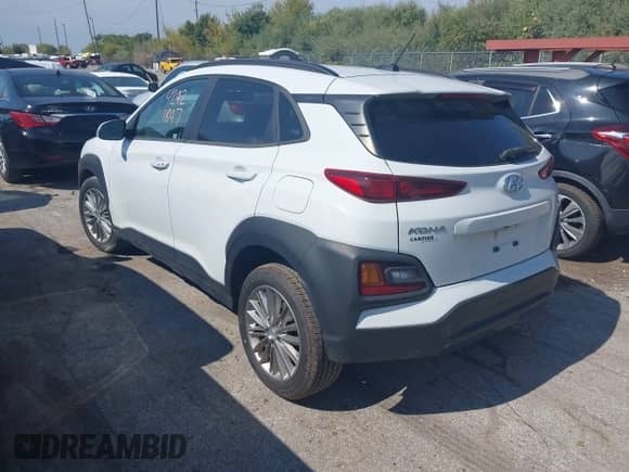 2018 Hyundai Kona SEL с VIN KM8K2CAA0JU129471, выставлен на аукционе IAAI как лот 43269584 с пробегом 64 104 миль миль и . История ставок и продаж доступна на DreamBid. Изображение 3.