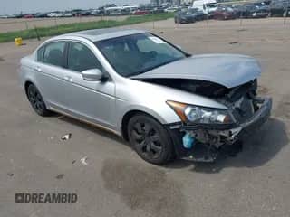 2010 Honda Accord EX z VIN 1HGCP3F73AA018844, wystawiony jako IAAI lot #42441771 z przebiegiem 164 140 mil mil oraz . Historia ofert i sprzedaży dostępna na DreamBid. Obrazek 1.