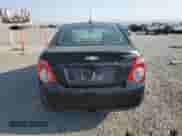 2016 Chevrolet Sonic LS с VIN 1G1JB5SG9G4165661, выставлен на аукционе Copart как лот 65093875 с пробегом 137 247 миль миль и Чистый • Clean title. История ставок и продаж доступна на DreamBid. Изображение 6.