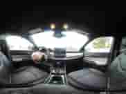 2024 Jeep Compass Latitude Lux с VIN 3C4NJDFN3RT124051, выставлен на аукционе IAAI как лот 42749782 с пробегом 7 856 миль миль и . История ставок и продаж доступна на DreamBid. Изображение 18.