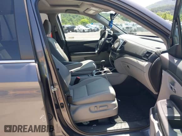 2018 Honda Pilot EX-L z VIN 5FNYF6H68JB037653, wystawiony jako IAAI lot #42556559 z przebiegiem 40 028 mil mil oraz . Historia ofert i sprzedaży dostępna na DreamBid. Obrazek 5.