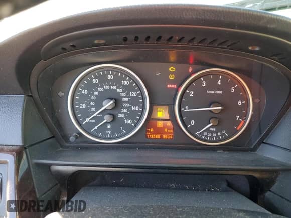 2010 BMW 5 Series 535i xDrive с VIN WBAPT7C53AC238007, выставлен на аукционе Copart как лот 84875514 с пробегом 173 568 миль миль и Списание • Salvage title. История ставок и продаж доступна на DreamBid. Изображение 9.