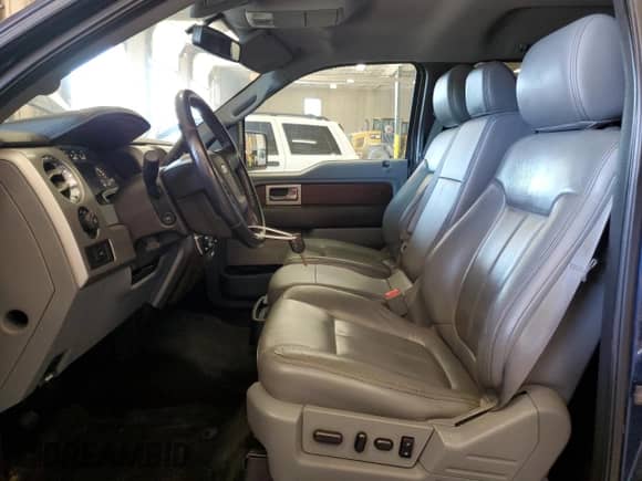 2013 Ford F-150 King Ranch with VIN 1FTFW1ET9DKF40149, listed as a Copart auction lot 85585165 with 140,999 mi miles and Clean title. Bid and sale history available at DreamBid. Image 7.