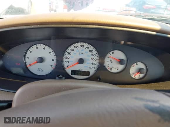 2000 Dodge Stratus SE with VIN 1B3EJ46X0YN199856, listed as a IAAI auction lot 43238072 with 215,066 mi miles and . Bid and sale history available at DreamBid. Image 7.