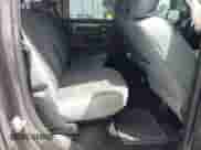 2016 Ram 1500 Lone Star z VIN 1C6RR6LT7GS216052, wystawiony jako IAAI lot #42450657 z przebiegiem 157 040 mil mil oraz . Historia ofert i sprzedaży dostępna na DreamBid. Obrazek 8.