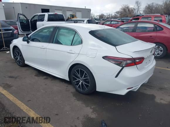2023 Toyota Camry SE с VIN 4T1G11AK6PU813746, выставлен на аукционе IAAI как лот 41210012 с пробегом 34 717 миль миль и . История ставок и продаж доступна на DreamBid. Изображение 3.