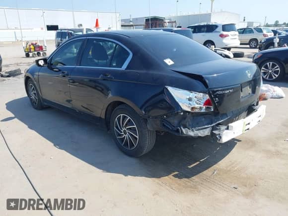 2008 Honda Accord LX с VIN JHMCP26338C076018, выставлен на аукционе IAAI как лот 43185815 с пробегом Не указан миль и . История ставок и продаж доступна на DreamBid. Изображение 3.