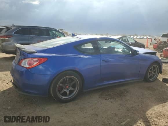 2010 Hyundai Genesis Coupe с VIN KMHHU6KHXAU006990, выставлен на аукционе Copart как лот 81899115 с пробегом 134 624 миль миль и Списание • Salvage title. История ставок и продаж доступна на DreamBid. Изображение 3.