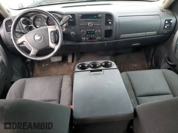 2013 Chevrolet Silverado 1500 LT z VIN 1GCRKSE78DZ144190, wystawiony jako Copart lot #71608205 z przebiegiem 179 103 mil mil oraz Szkoda całkowita • Salvage title. Historia ofert i sprzedaży dostępna na DreamBid. Obrazek 8.