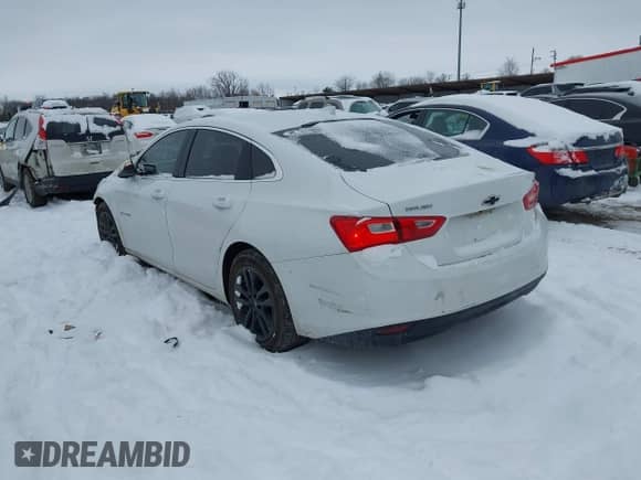 2016 Chevrolet Malibu LT z VIN 1G1ZE5ST0GF322490, wystawiony jako IAAI lot #41209750 z przebiegiem 92 219 mil mil oraz . Historia ofert i sprzedaży dostępna na DreamBid. Obrazek 3.