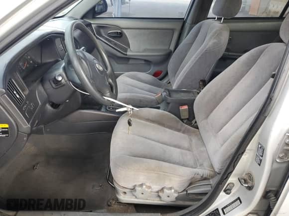 2005 Hyundai Elantra GLS с VIN KMHDN46D75U179170, выставлен на аукционе Copart как лот 81885355 с пробегом 183 198 миль миль и Списание • Salvage title. История ставок и продаж доступна на DreamBid. Изображение 7.