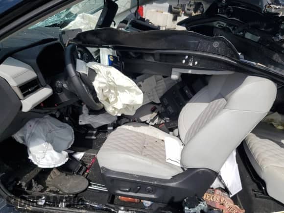 2024 Mitsubishi Outlander SEL с VIN JA4J4WA87RZ072963, выставлен на аукционе Copart как лот 57978645 с пробегом Не указан миль и На запчасти • Non repairable. История ставок и продаж доступна на DreamBid. Изображение 7.