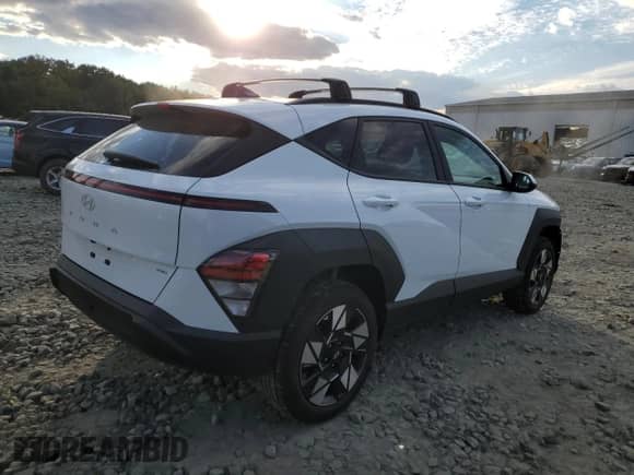 2024 Hyundai Kona SEL with VIN KM8HCCAB3RU175906, listed as a Copart auction lot 74337704 with 505 mi miles and Salvage title. Bid and sale history available at DreamBid. Image 3.