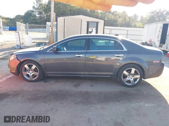 2012 Chevrolet Malibu 1LT z VIN 1G1ZC5E01CF294135, wystawiony jako IAAI lot #43360387 z przebiegiem 188 283 mil mil oraz . Historia ofert i sprzedaży dostępna na DreamBid. Obrazek 14.