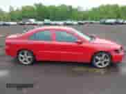 2004 Volvo S60 R с VIN YV1RH52YX42315098, выставлен на аукционе IAAI как лот 42224311 с пробегом 210 883 миль миль и . История ставок и продаж доступна на DreamBid. Изображение 13.