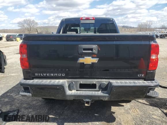 2018 Chevrolet Silverado 1500 LT z VIN 3GCUKREC4JG480415, wystawiony jako Copart lot #50585445 z przebiegiem 87 644 mil mil oraz Szkoda całkowita • Salvage title. Historia ofert i sprzedaży dostępna na DreamBid. Obrazek 6.