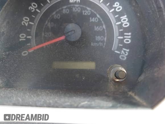 2008 Toyota Tundra с VIN 5TFDV54138X049795, выставлен на аукционе IAAI как лот 42377145 с пробегом Не указан миль и . История ставок и продаж доступна на DreamBid. Изображение 15.