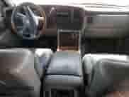 2004 Cadillac Escalade ESV z VIN 3GYFK66N74G330398, wystawiony jako Copart lot #69324385 z przebiegiem 139 475 mil mil oraz Czysty tytuł • Clean title. Historia ofert i sprzedaży dostępna na DreamBid. Obrazek 8.