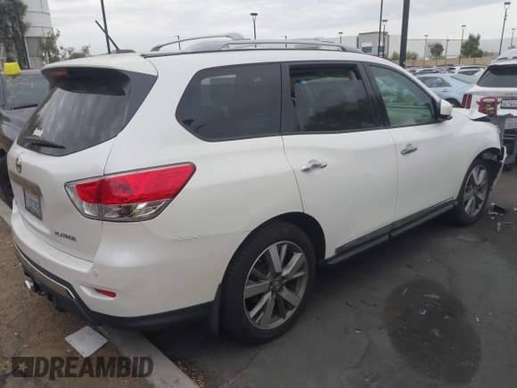 2015 Nissan Pathfinder S с VIN 5N1AR2MN7FC608547, выставлен на аукционе IAAI как лот 43063071 с пробегом 96 533 миль миль и . История ставок и продаж доступна на DreamBid. Изображение 4.