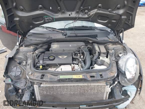 2011 MINI Hardtop S with VIN WMWSV3C58BTY13412, listed as a IAAI auction lot 42516587 with 124,831 mi miles and . Bid and sale history available at DreamBid. Image 10.