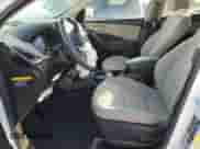 2018 Hyundai Santa Fe 2.4L с VIN 5XYZU3LB4JG514696, выставлен на аукционе Copart как лот 81977915 с пробегом Не указан миль и Списание • Salvage title. История ставок и продаж доступна на DreamBid. Изображение 7.