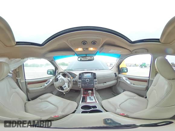 2011 Nissan Pathfinder LE z VIN 5N1AR1NBXBC634309, wystawiony jako Copart lot #58068215 z przebiegiem 182 020 mil mil oraz Czysty tytuł • Clean title. Historia ofert i sprzedaży dostępna na DreamBid. Obrazek 15.