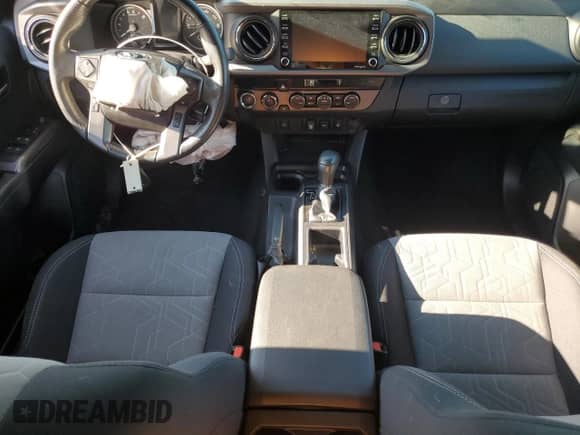 2021 Toyota Tacoma SR with VIN 3TMCZ5AN6MM394116, listed as a Copart auction lot 71531095 with 32,096 mi miles and Salvage title. Bid and sale history available at DreamBid. Image 8.