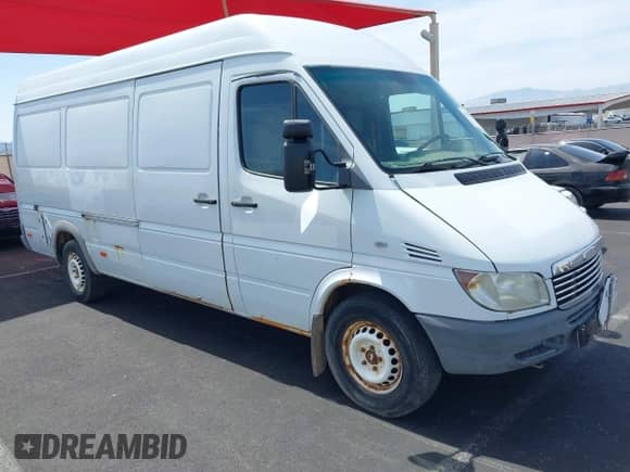 2003 Dodge Sprinter with VIN WD2YD742435553705, listed as a IAAI auction lot 41906027 with 205,987 mi miles and . Bid and sale history available at DreamBid. Image 12.
