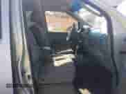 2008 Nissan Frontier SE z VIN 1N6AD09U68C425017, wystawiony jako IAAI lot #42393947 z przebiegiem Nie podano mil oraz . Historia ofert i sprzedaży dostępna na DreamBid. Obrazek 5.