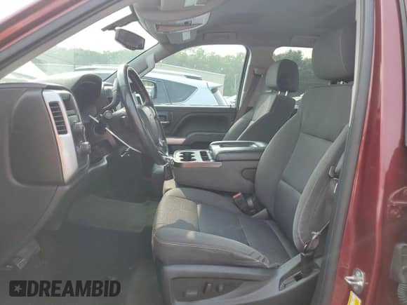 2014 Chevrolet Silverado 1500 LT z VIN 1GCVKREH3EZ409390, wystawiony jako Copart lot #67522505 z przebiegiem 70 462 mil mil oraz Szkoda całkowita • Salvage title. Historia ofert i sprzedaży dostępna na DreamBid. Obrazek 7.