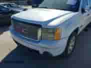 2008 GMC Sierra 1500 SLE1 z VIN 3GTEC13J48G183191, wystawiony jako IAAI lot #41400811 z przebiegiem 249 798 mil mil oraz . Historia ofert i sprzedaży dostępna na DreamBid. Obrazek 18.