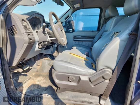 2015 Ford F-250 Lariat z VIN 1FT7W2BT8FEB78251, wystawiony jako Copart lot #84468075 z przebiegiem Nie podano mil oraz Czysty tytuł • Clean title. Historia ofert i sprzedaży dostępna na DreamBid. Obrazek 7.