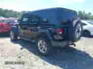 2022 Jeep Wrangler Unlimited Sahara Altitude с VIN 1C4HJXEG3NW118353, выставлен на аукционе IAAI как лот 42710775 с пробегом 59 318 миль миль и . История ставок и продаж доступна на DreamBid. Изображение 3.