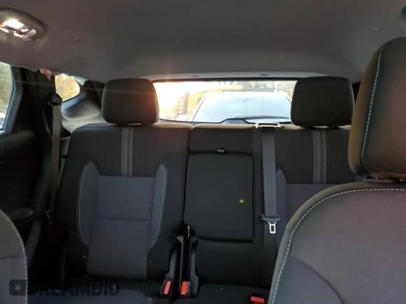 2025 Chevrolet Blazer LT with VIN 3GNKBCR48SS204025, listed as a Copart auction lot 90033275 with 8,776 mi miles and Salvage title. Bid and sale history available at DreamBid. Image 10.