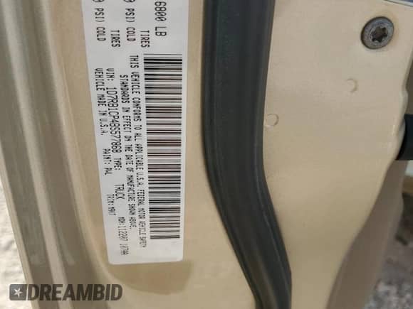 2011 Ram 1500 SLT с VIN 1D7RB1CP4BS577868, выставлен на аукционе Copart как лот 82217085 с пробегом 229 329 миль миль и Списание • Salvage title. История ставок и продаж доступна на DreamBid. Изображение 13.