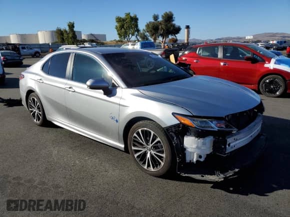 2019 Toyota Camry SE z VIN 4T1B11HK6KU170226, wystawiony jako Copart lot #82595245 z przebiegiem 105 367 mil mil oraz Szkoda całkowita • Salvage title. Historia ofert i sprzedaży dostępna na DreamBid. Obrazek 4.