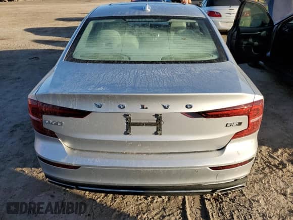 2022 Volvo S60 Inscription с VIN 7JRL12TL9NG177481, выставлен на аукционе Copart как лот 77250264 с пробегом Не указан миль и На запчасти • Non repairable. История ставок и продаж доступна на DreamBid. Изображение 6.